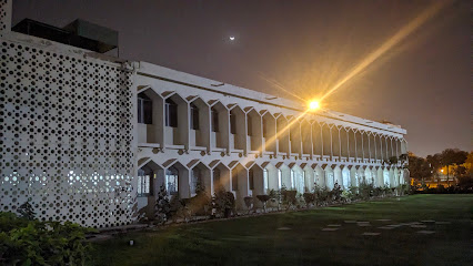 Sultan Muhammad Shah Aga Khan School, Karimabad Karachi logo