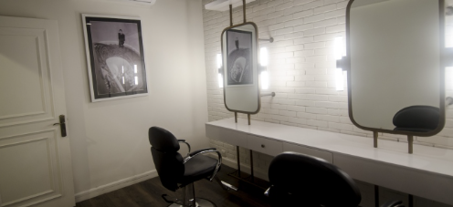 YUSRA KHAN MAKEUP STUDIO AND SALON
