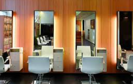 Hira's-beauty-saloon