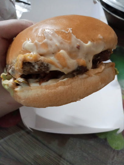 Qasidanos-Burgers-&-Wraps