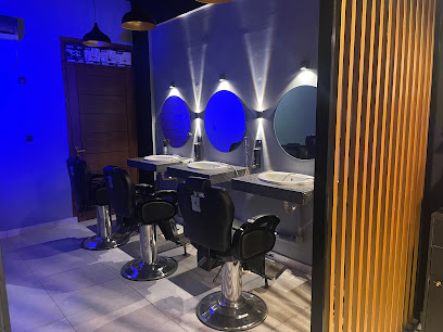 Royal- Escape- Grooming- Studio - Hair- Salon -for -Him- &- Her