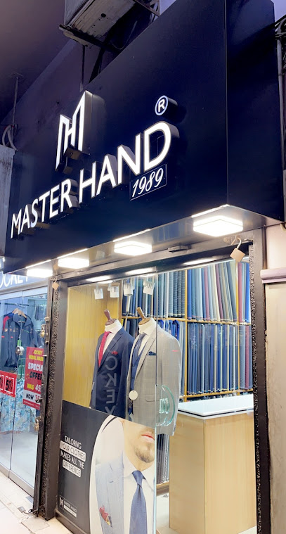 Master- Hand